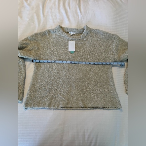 Abound Sweater - Picture 6 of 6